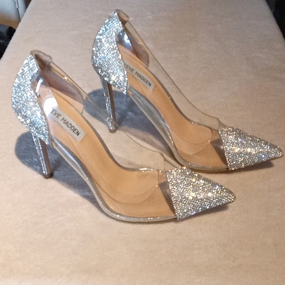 Steve Madden Shoes - Malibu R rhinestone heels. Steve Madden 8.5